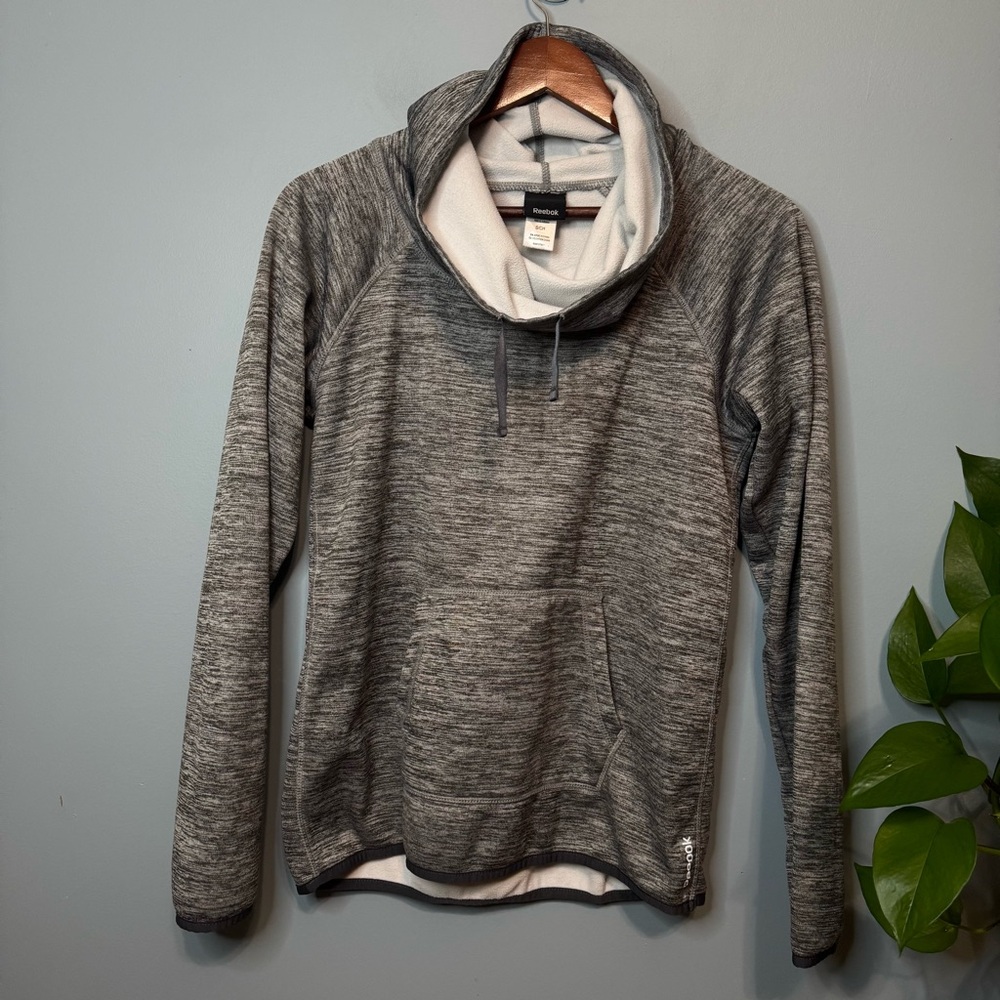 Reebok Gray Funnel Neck Gray Fleece Long Sleeve Sweatshirt. Womens Small